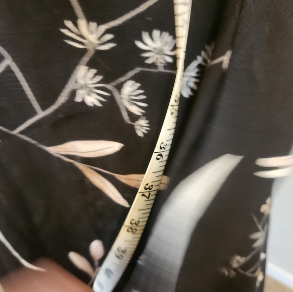 Lulu's Black Floral Wrap Dress size 2 - Picture 6 of 15